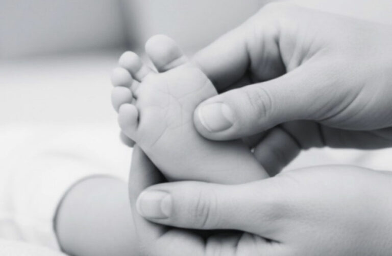 Instant de Vie. Accompagnement périnatal et parental à Annonay, Peaugres, Nord Ardèche. auxiliaire de puériculture. Aide aux parents. Aide Bébé